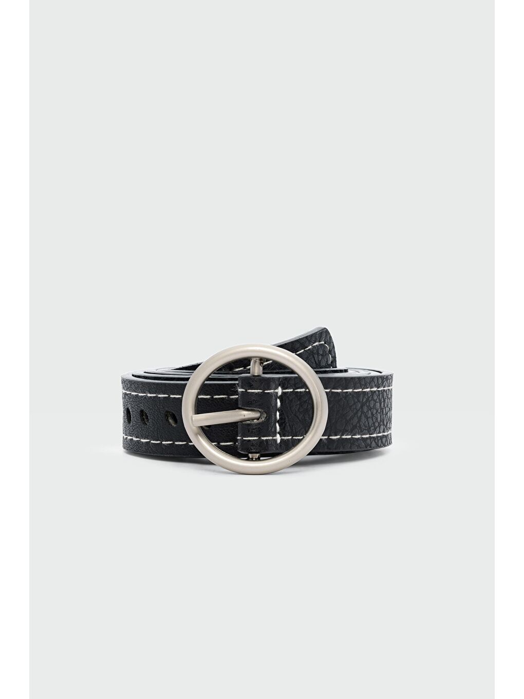 Yuvarlak Tokalı Delikli Suni Deri Kemer Siyah