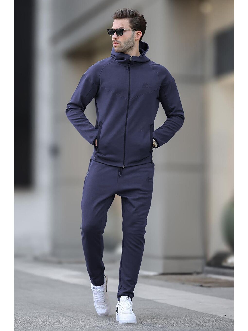 Kapüşonlu Lacivert Erkek Eşofman Takımı 7201-1