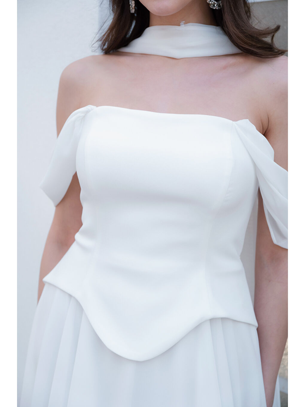 Kadın Beyaz Şal Detay Mini Şifon Mezuniyet Abiye Elbise-3