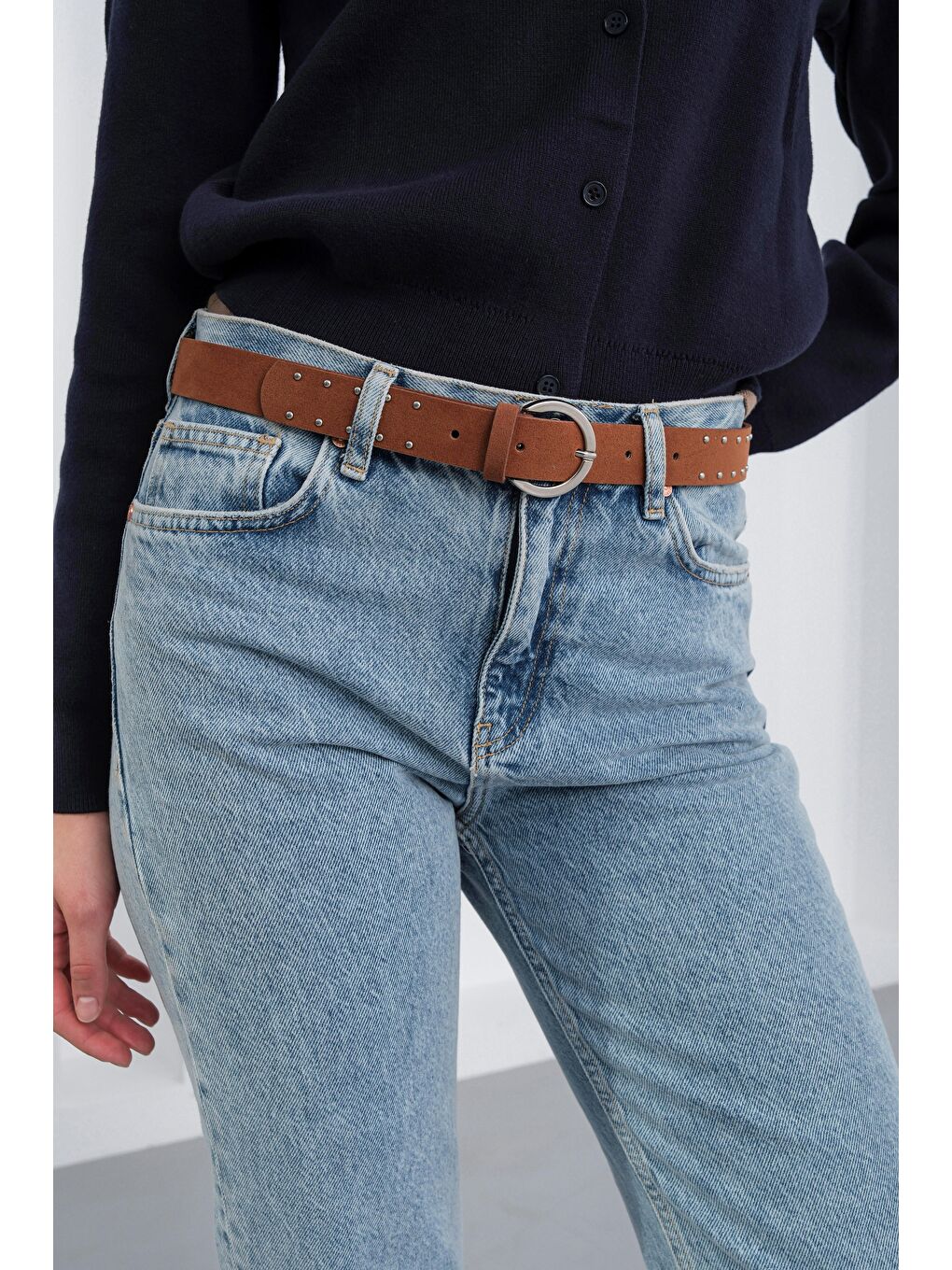 Kahverengi Süet Yuvarlak Tokalı Troklu Kemer Taba-2