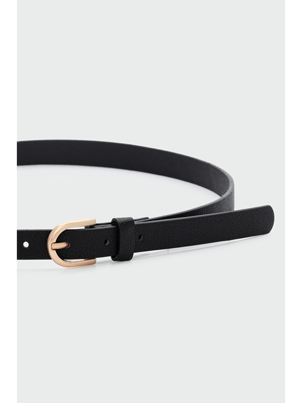 Oval Tokalı İnce Suni Deri Kemer Siyah-1