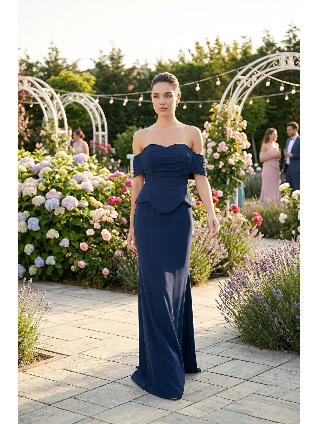 Kadın Lacivert Dar Kalıp Kayık Yaka Peplum Detay Uzun Balık Abiye-3