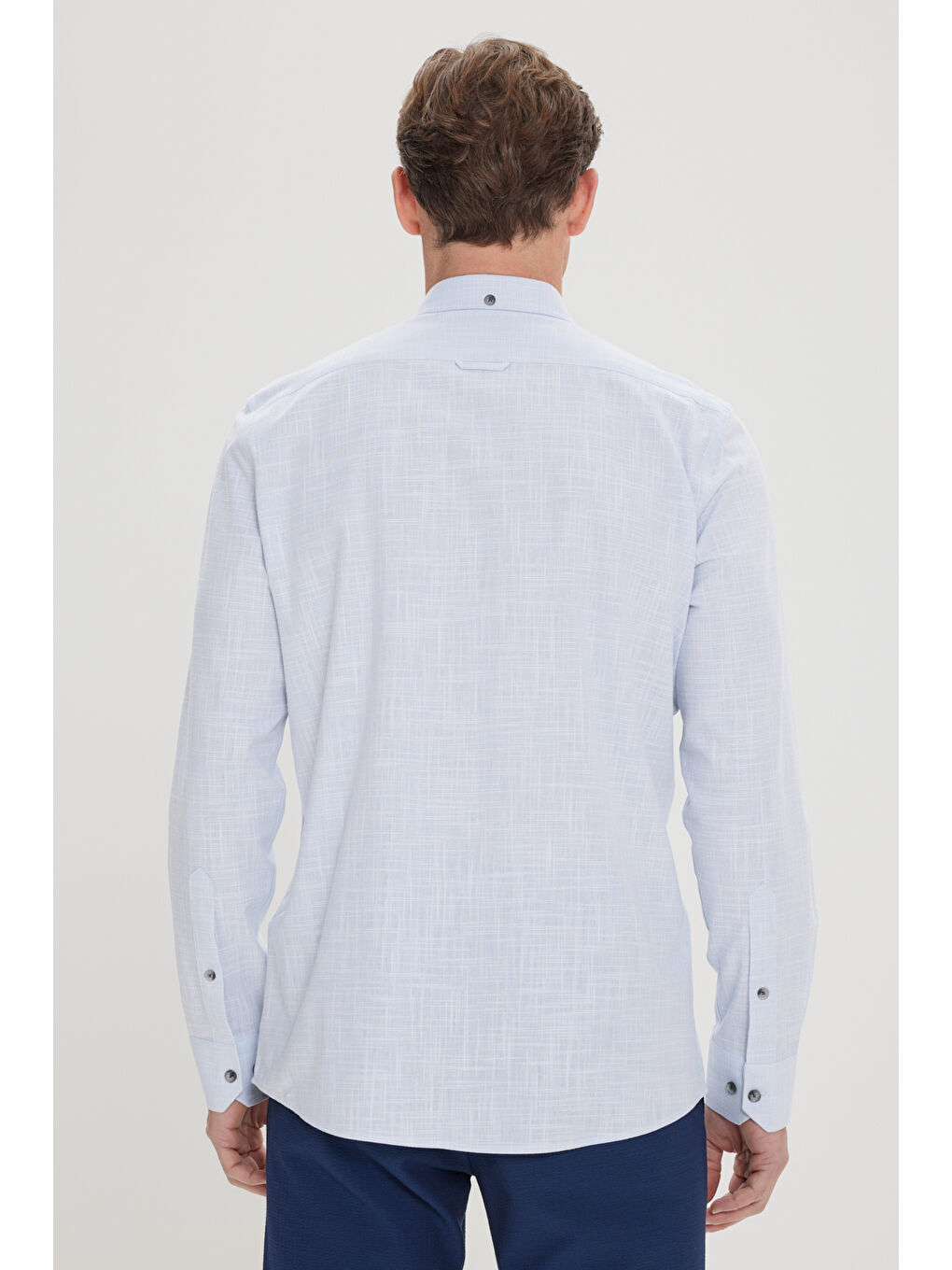 Erkek Mavi Dar Kesim Düğmeli Yaka Keten Görünümlü %100 Pamuk Flamlı Gömlek-5