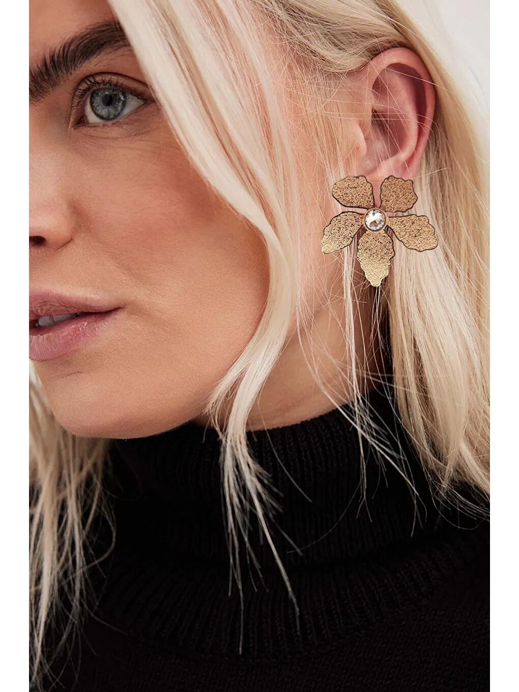 Sarı Büyük Çiçek Metal Küpe-4