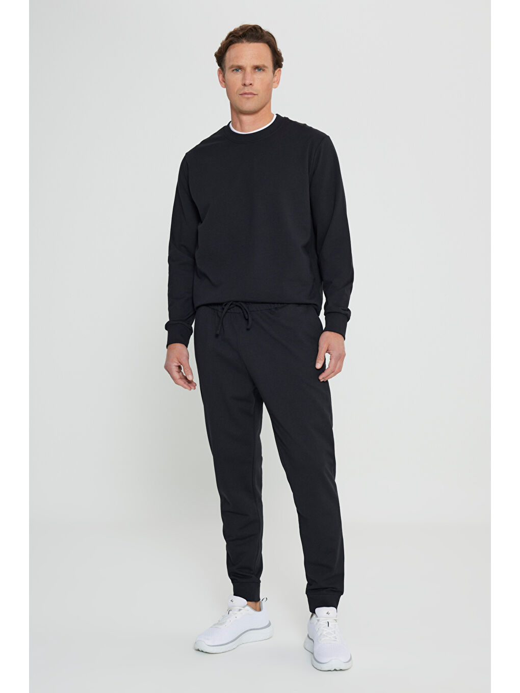 AC&Co / Altınyıldız Classics Erkek Siyah Standart Fit Normal Kesim 2 İplik Cepli Rahat Recycle Pamuklu Jogger Eşofman Altı - 3
