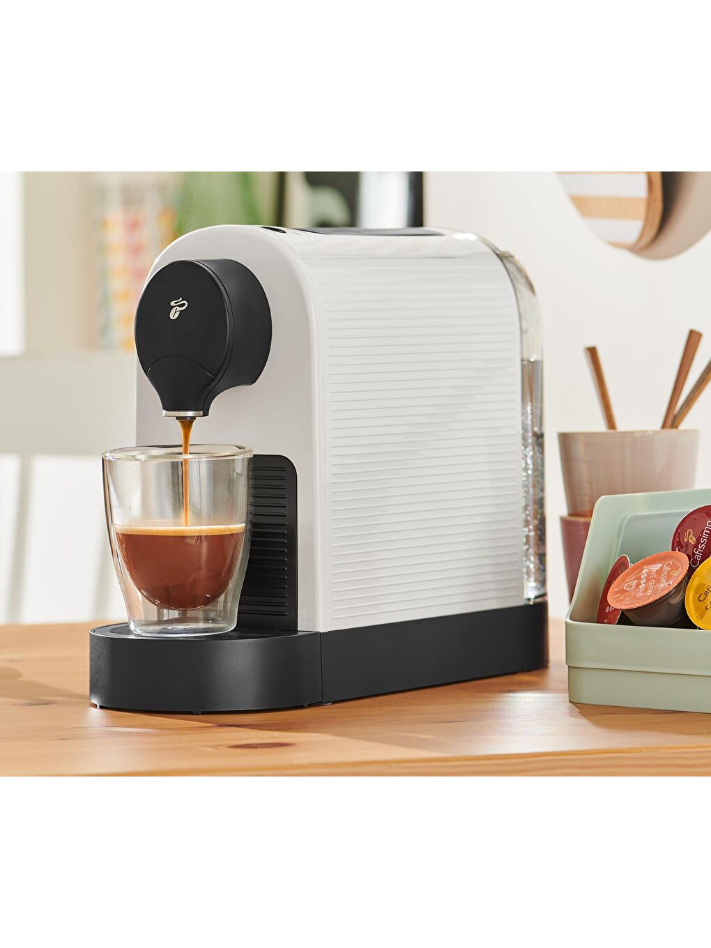 Cafissimo Pure Plus Kapsüllü Kahve Makinesi, Beyaz