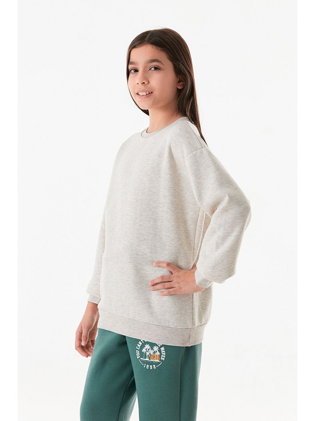 Bej Yazı Baskılı Bisiklet Yaka Kız Çocuk Sweatshirt-2