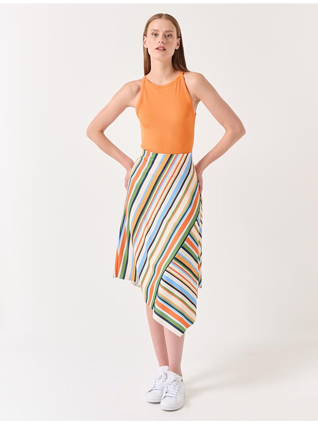 Karışık Bol Kesim Yüksek Bel Çizgi Desenli Asimetrik Etek-1