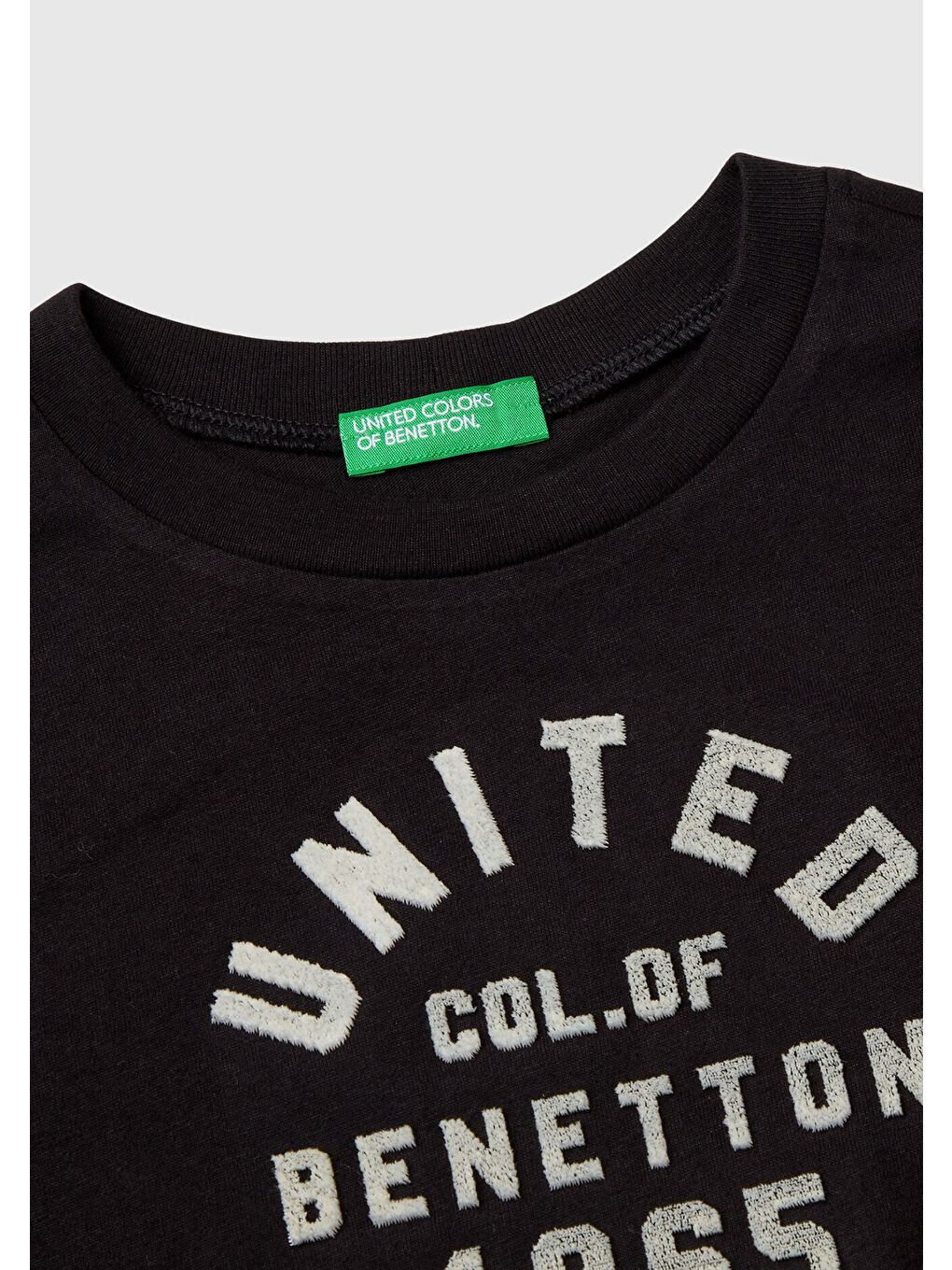 United Colors Of Benetton Erkek Çocuk Siyah Önü Logo İşlemeli Uzun Kollu T-Shirt - 2