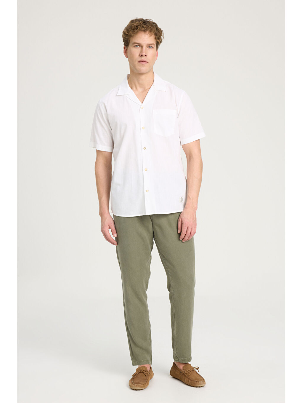 Relaxed Fit Kısa Kollu %100 Pamuk Kırık Beyaz Gömlek-2