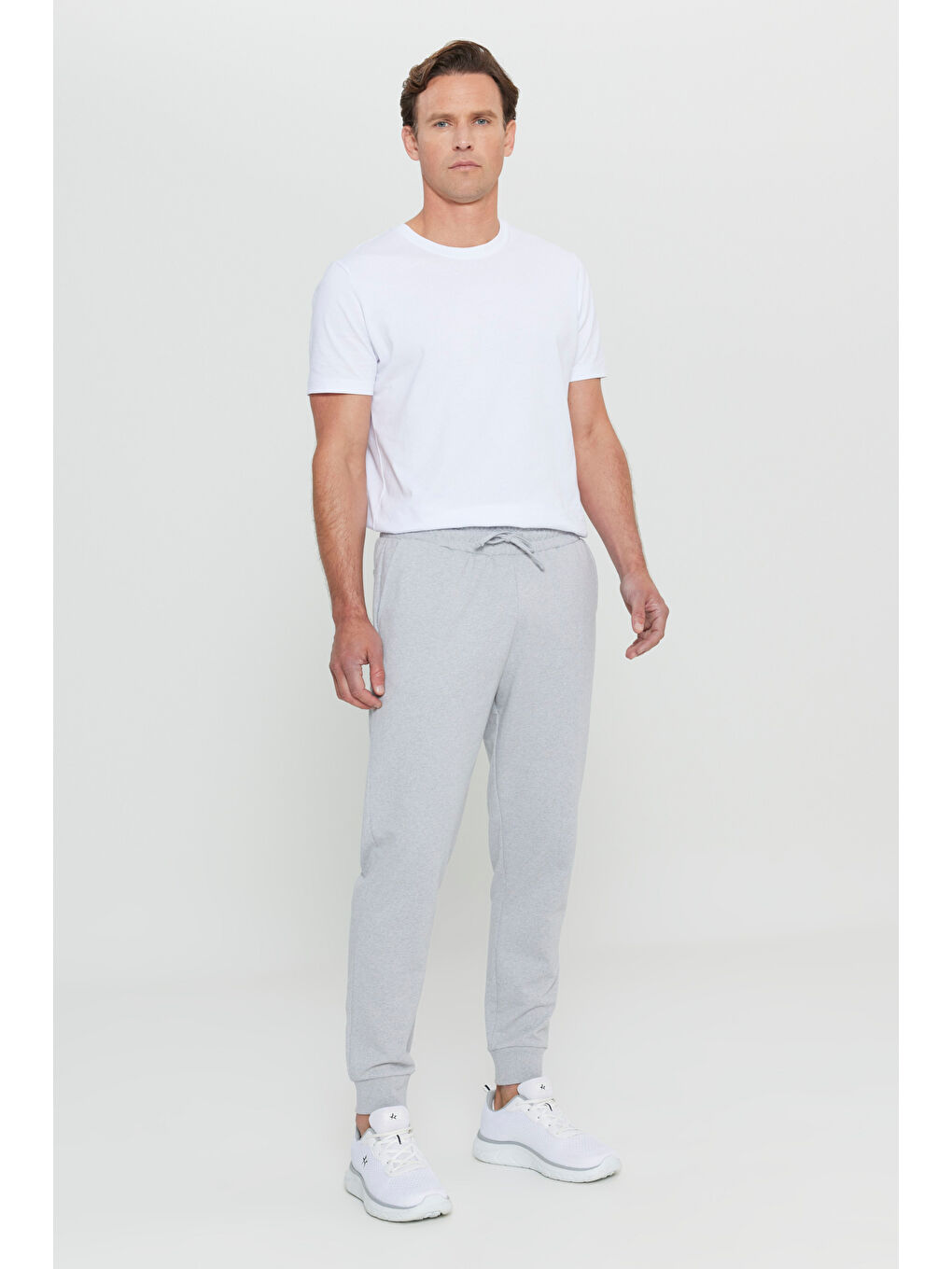 AC&Co / Altınyıldız Classics Erkek Gri Melanj Standart Fit Normal Kesim 2 İplik Cepli Rahat Recycle Pamuklu Jogger Eşofman Altı - 1