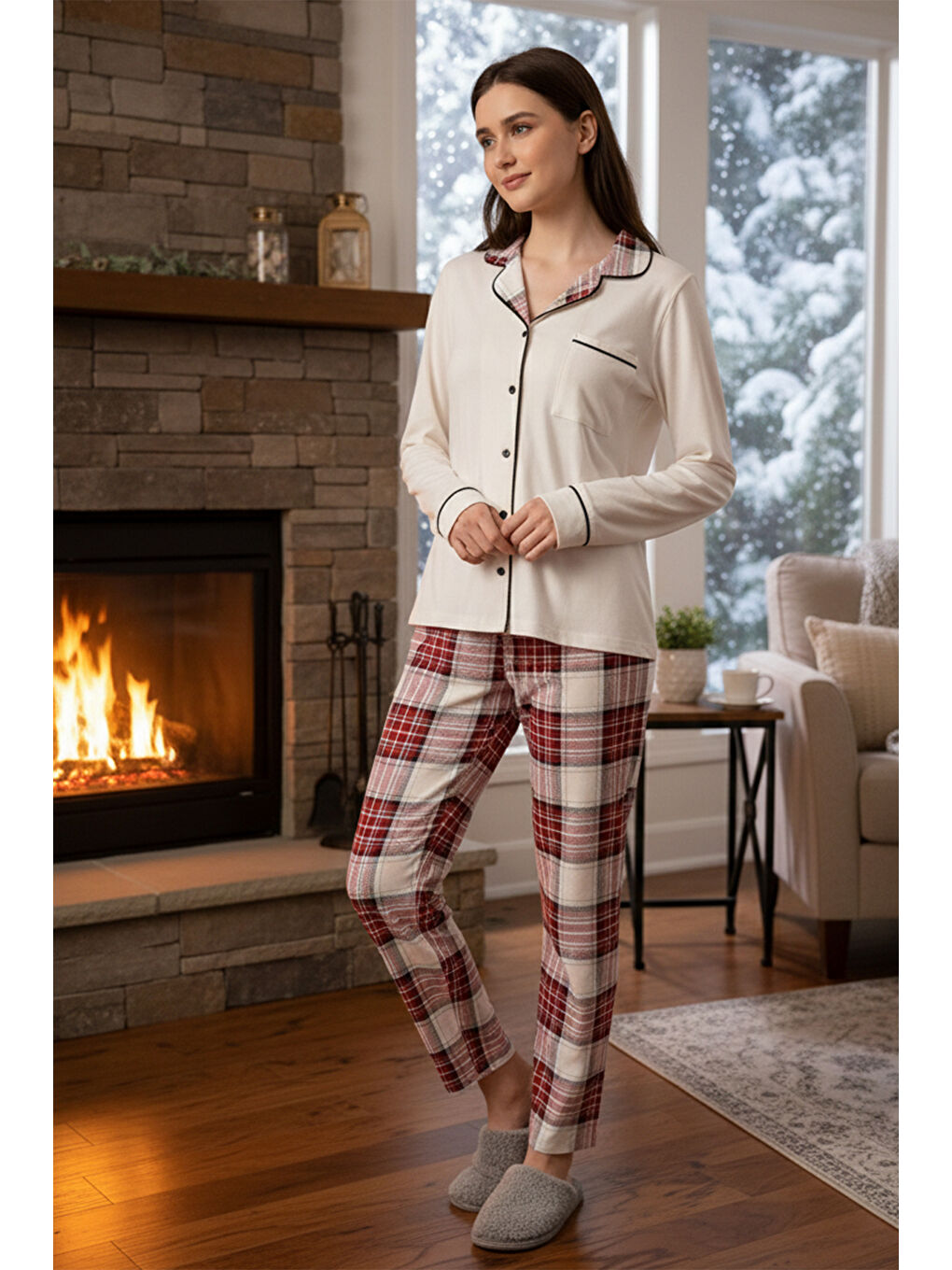 Kadın Ekose Desenli Önü Düğmeli Yumuşak Milan Kumaş Pijama Takımı 250367 Bej01-3