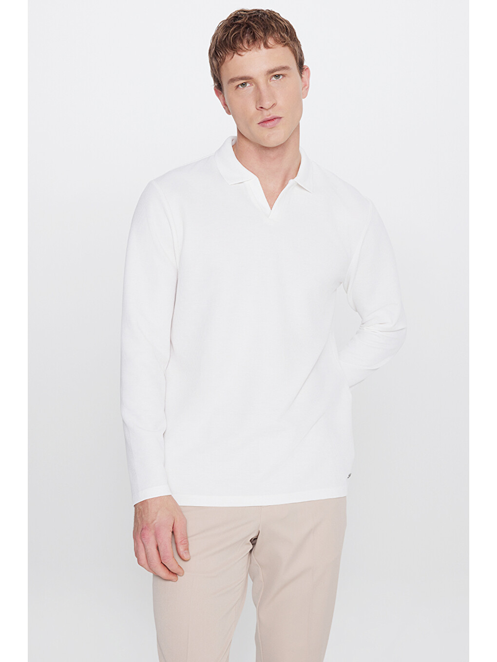 Erkek Ekru Slim Fit Dar Kesim Polo Yaka Jakarlı Esnek Tişört