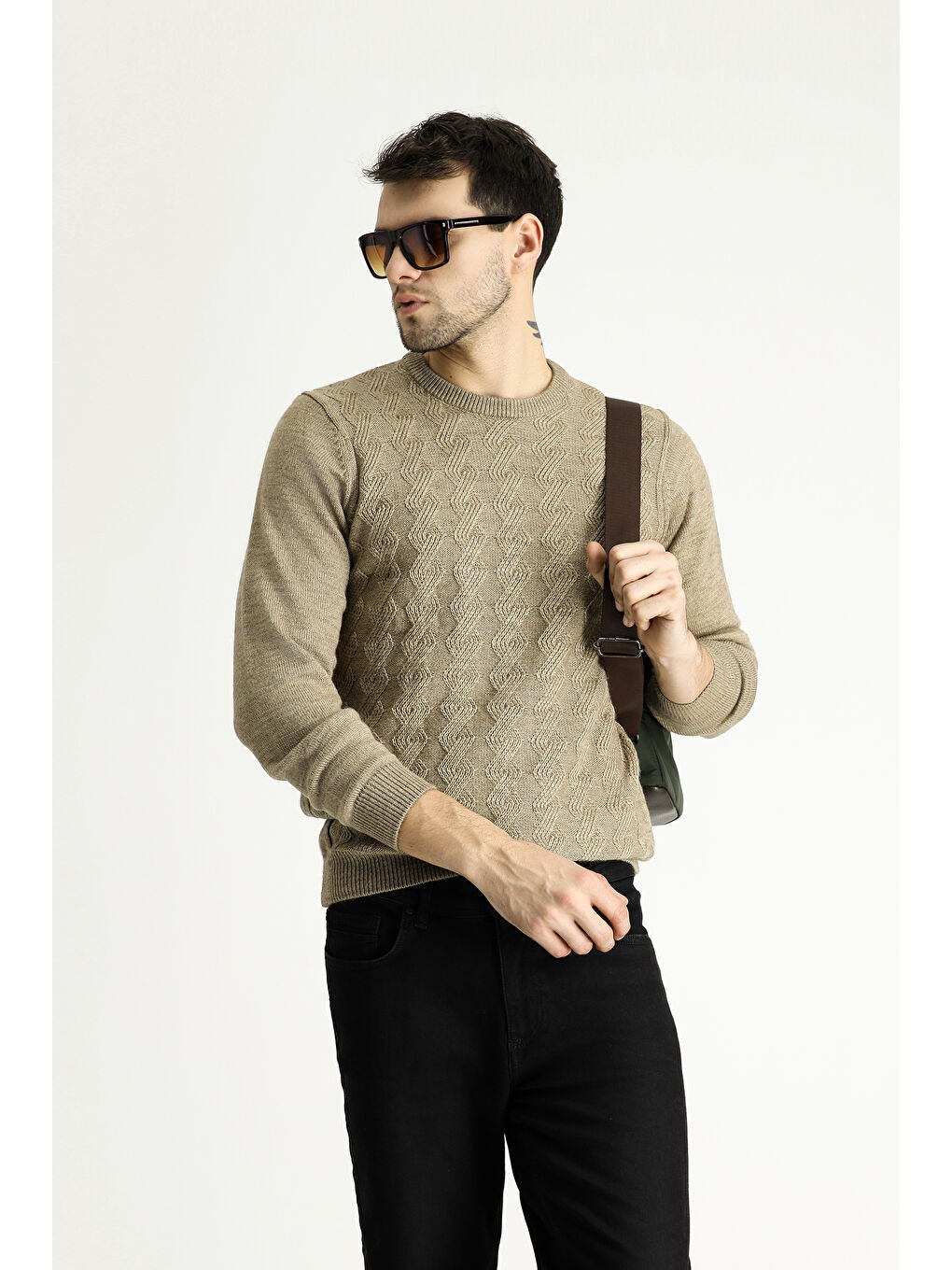 Bej Bisiklet Yaka Slim Fit Dar Kesim Desenli Triko Kazak