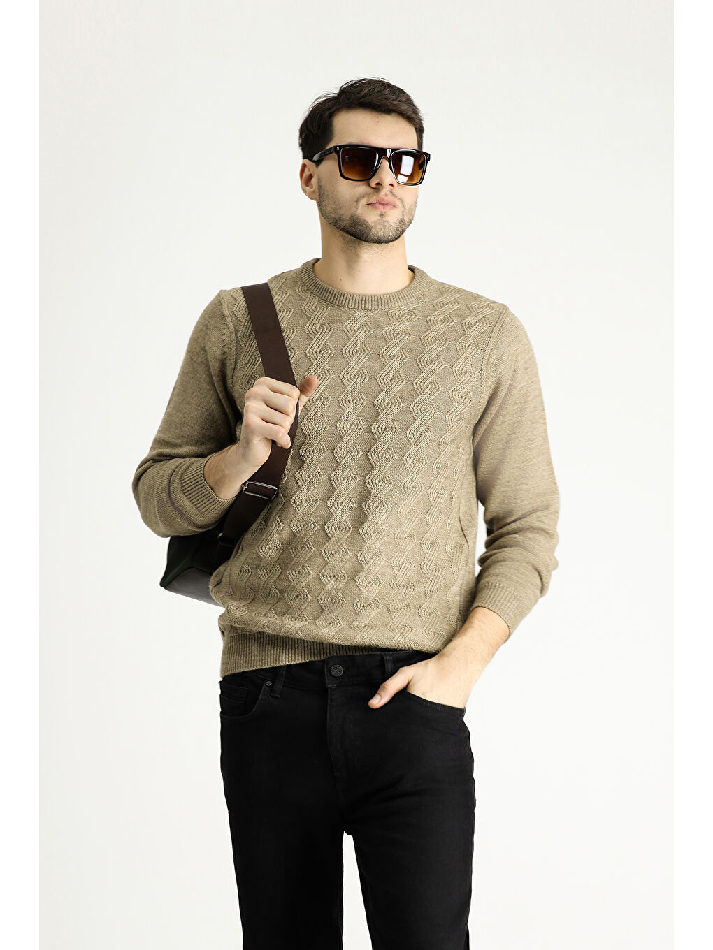 Bej Bisiklet Yaka Slim Fit Dar Kesim Desenli Triko Kazak-1