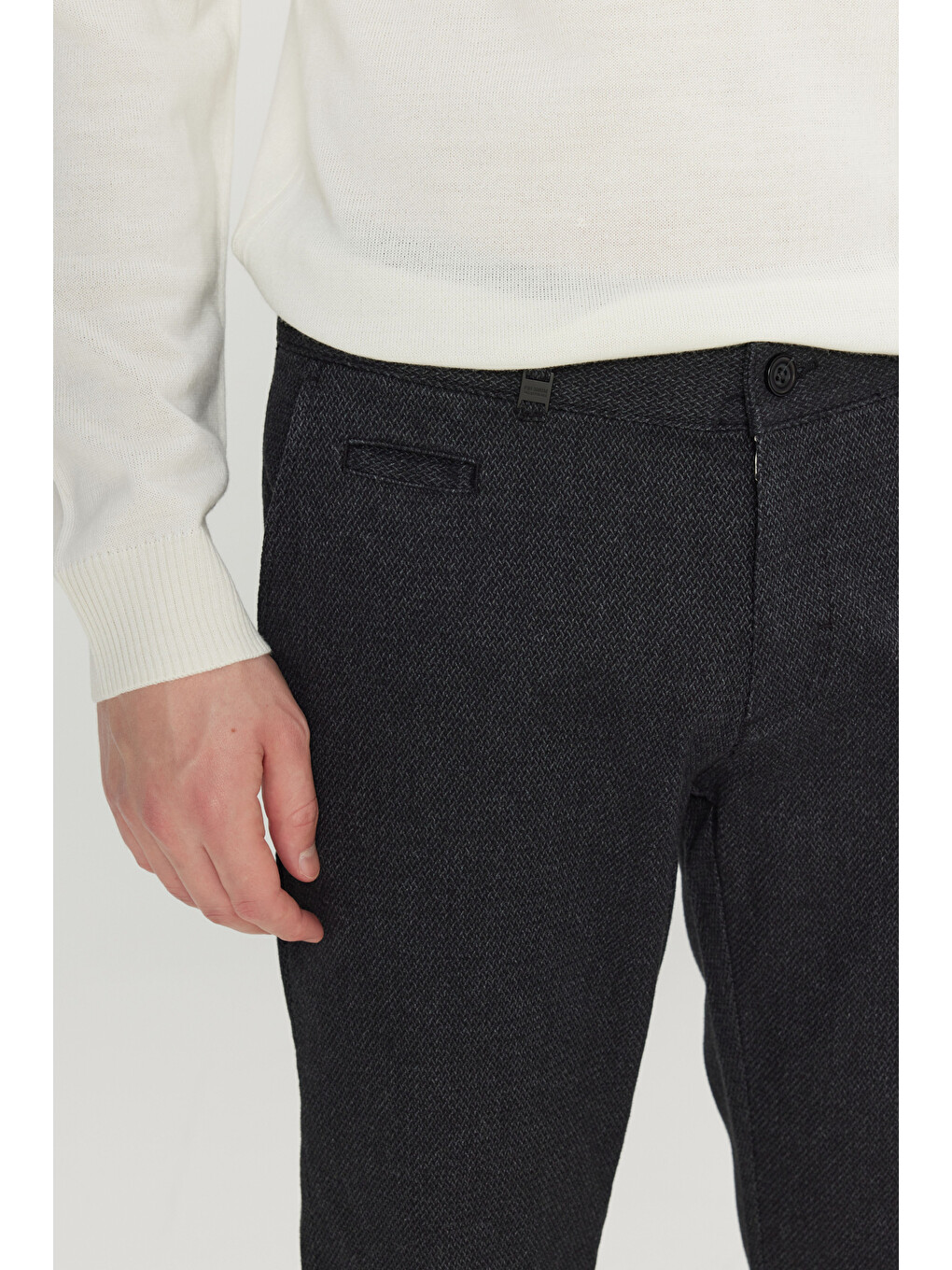 Erkek Siyah Pamuklu Slim Fit Dar Kesim Yan Cepli Armürlü Esnek Casual Pantolon-3