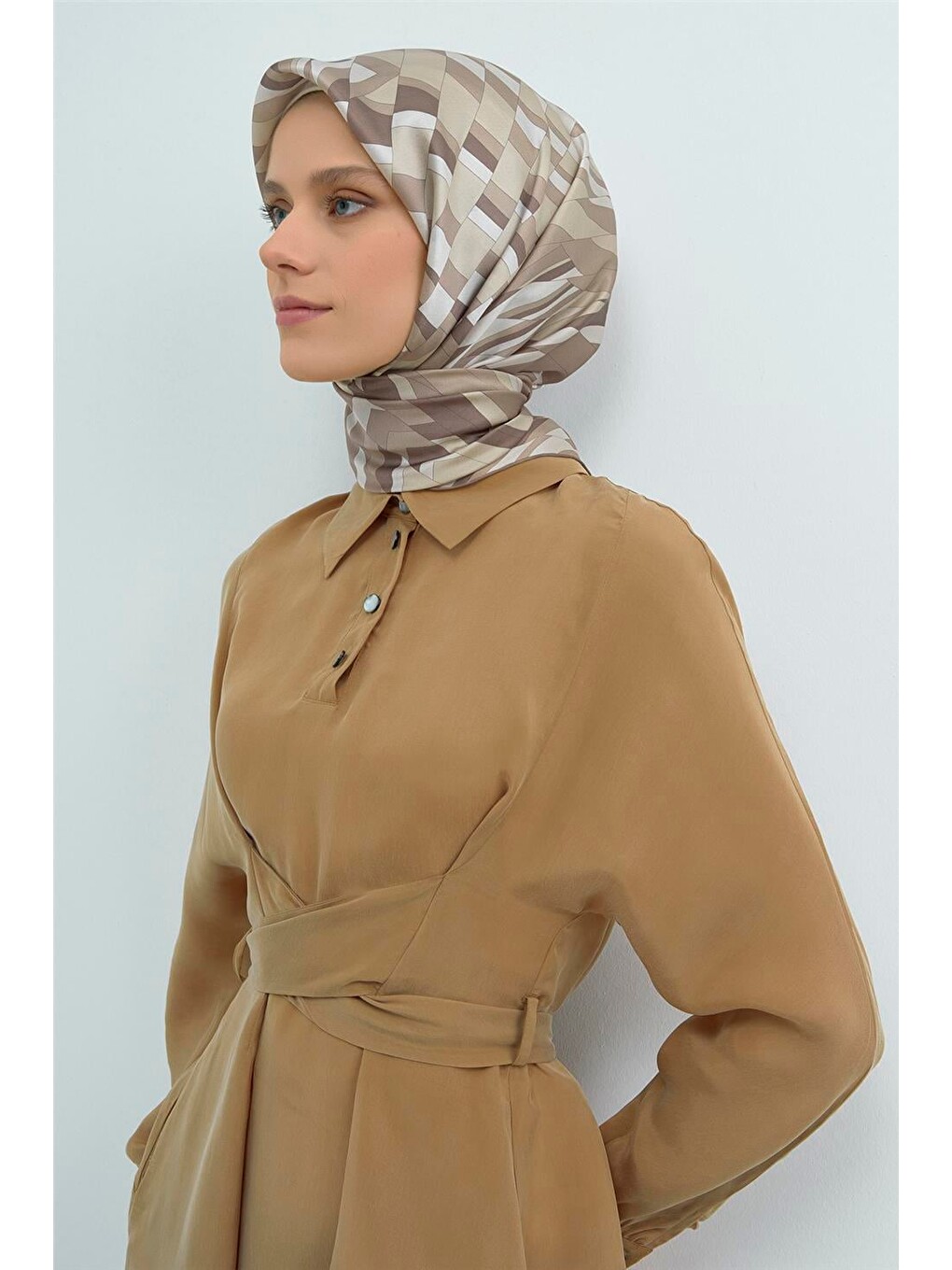 Bej Saf İpek Twill Eşarp 9507D 03