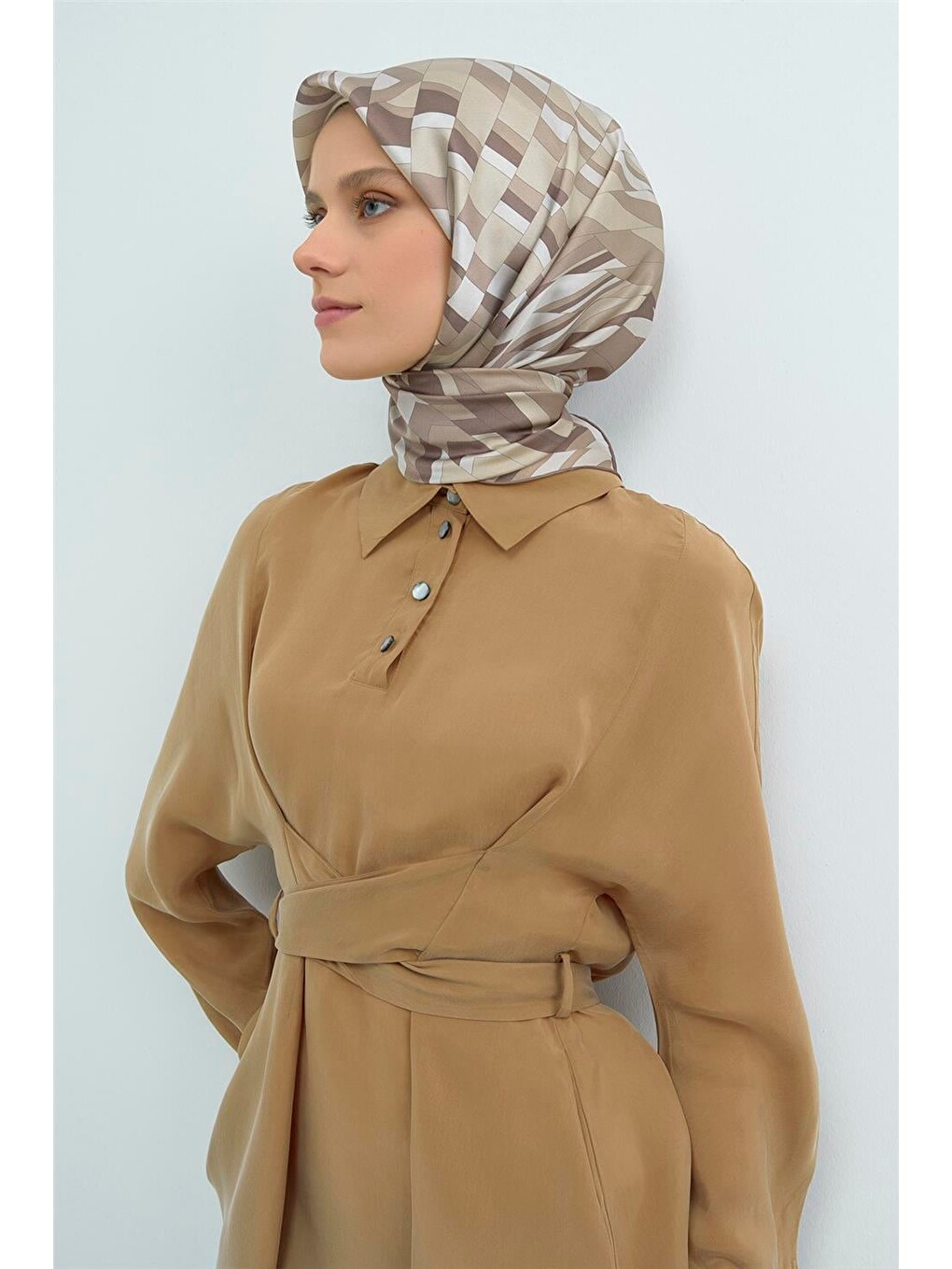 Bej Saf İpek Twill Eşarp 9507D 03-1