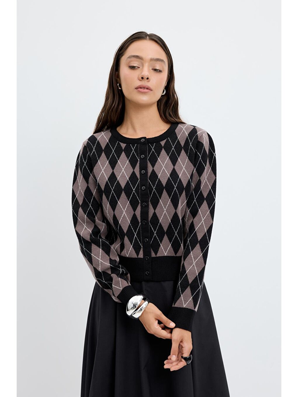 Yuvarlak Yaka Baklava Desenli Triko Hırka Siyah-2