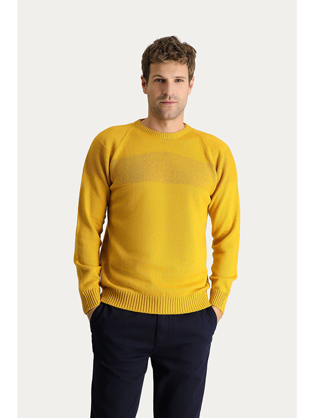 Sarı Bisiklet Yaka Slim Fit Dar Kesim Dikişsiz Desenli Yünlü Triko Kazak-2