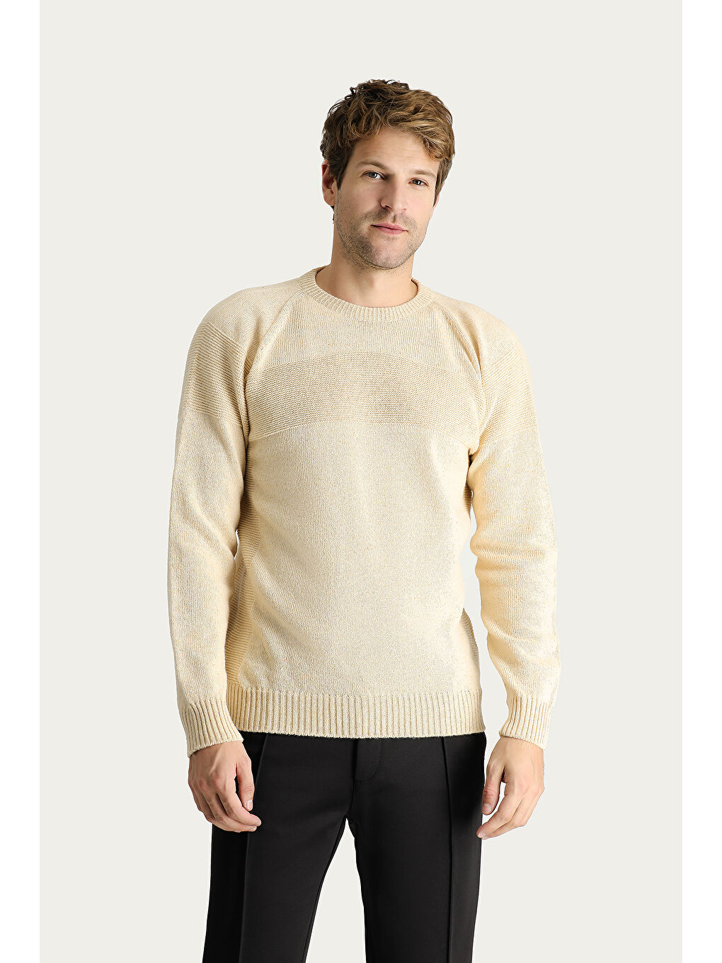 Bej Bisiklet Yaka Slim Fit Dar Kesim Dikişsiz Düz Yünlü Triko Kazak-2