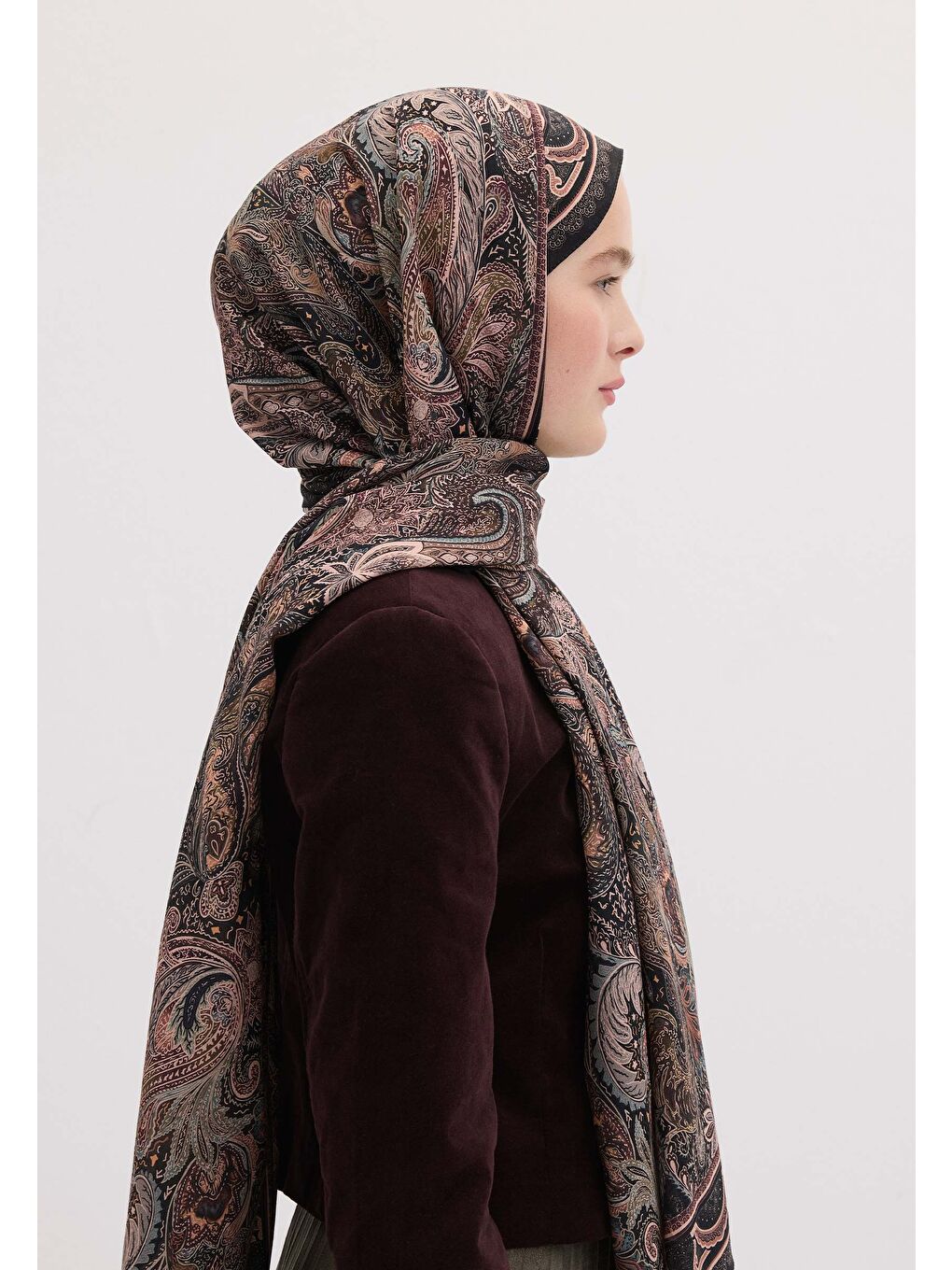 Amora Desen Şal Siyah-2