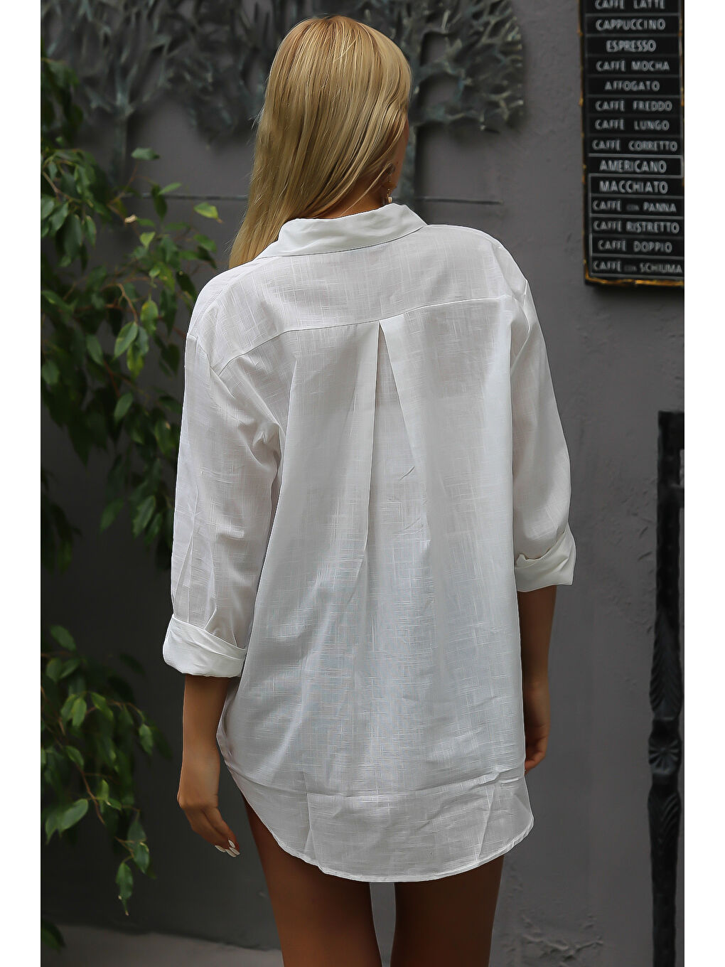 Beyaz Gömlek Yaka Uzun Kol Nakışlı Dokuma Gömlek-4