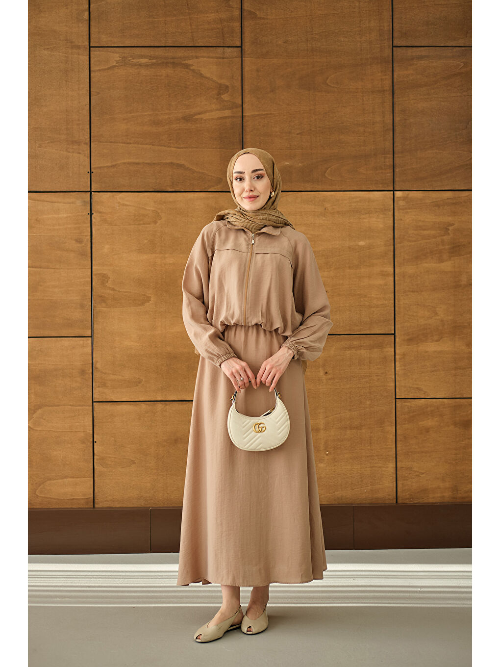 Bej Kadın Gömlek Yaka Fermuarlı Etekli Takım Vizon-2