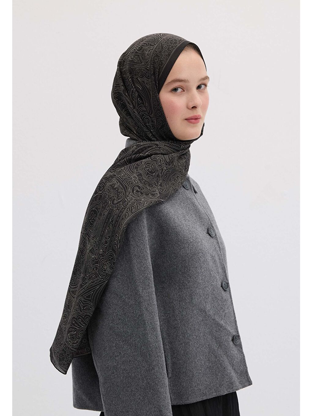 Reına Desen Şal Siyah-3