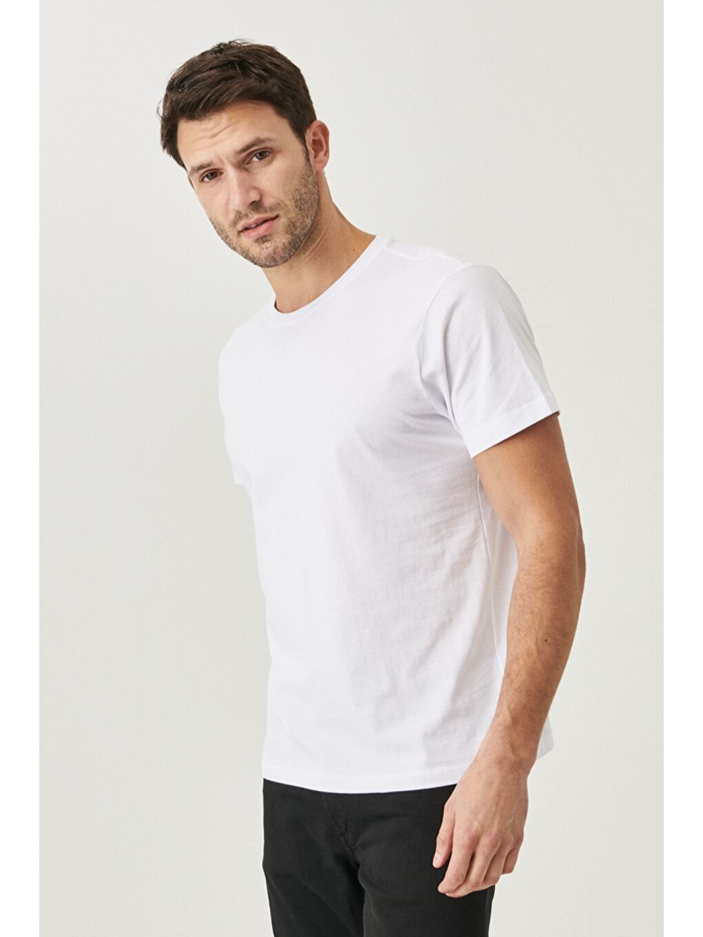 Erkek Siyah-Beyaz Slim Fit Bisiklet Yaka 2'li Düz Tişört Paketi-5