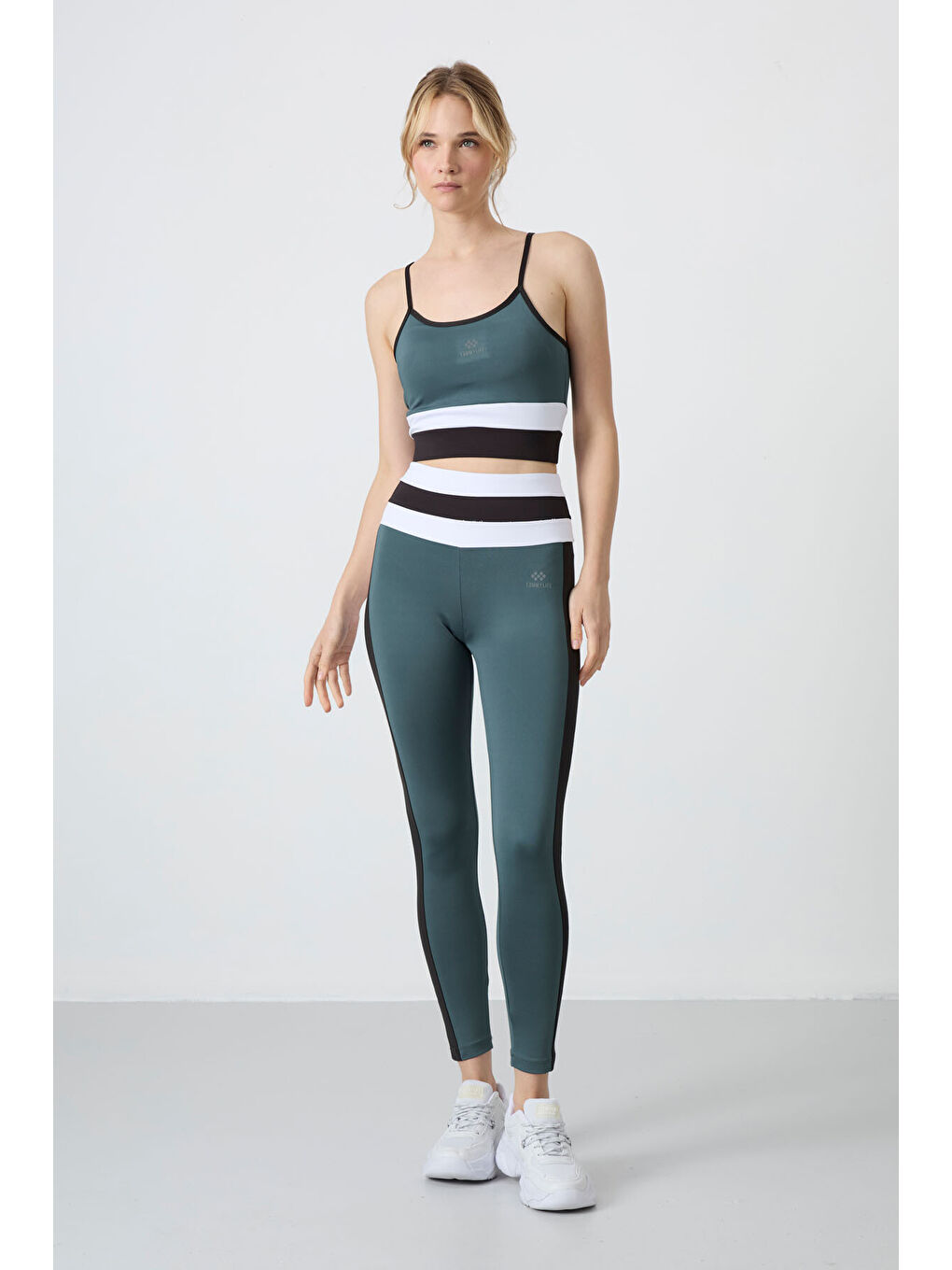 Orman Yeşil Polyester Esnek Standart Fit Performans Kadın Tayt Takım - 95335