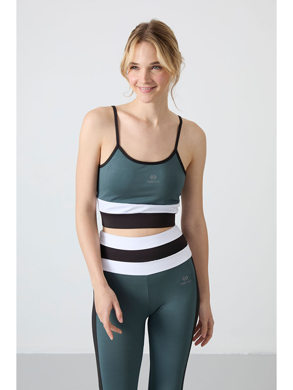 Orman Yeşil Polyester Esnek Standart Fit Performans Kadın Tayt Takım - 95335-1