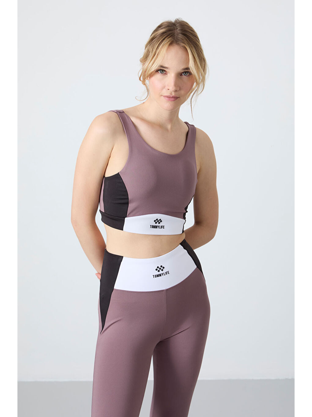 Pembe Gül Kurusu Polyester Esnek Standart Fit Performans Kadın Tayt Takım - 95334-3