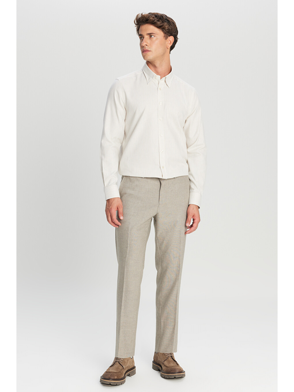 Erkek Bej-Beyaz %100 Pamuk Flanel Slim Fit Dar Kesim Gizli Düğmeli Yaka Çizgili Gömlek-1