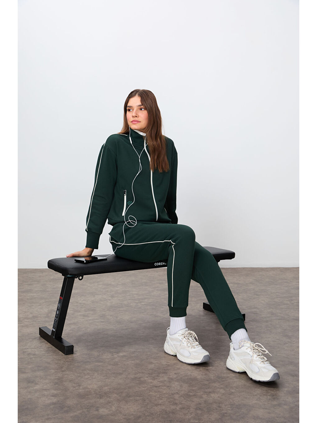 Çam Yeşili Kompakt Pamuklu Kalın Pürüzsüz Dokulu Dik Yaka Oversize Fit Kadın Eşofman Takım - 95340-1