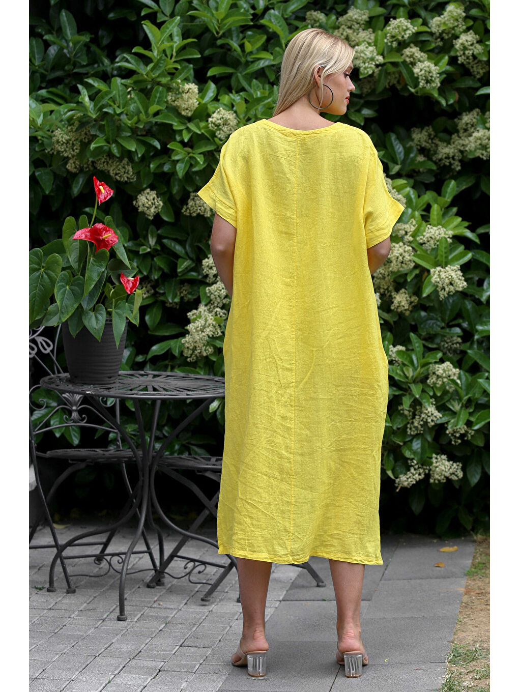 İtalyan Sarı Havuz Yaka Düşük Kol Dantelli Keten Dokuma Elbise-7