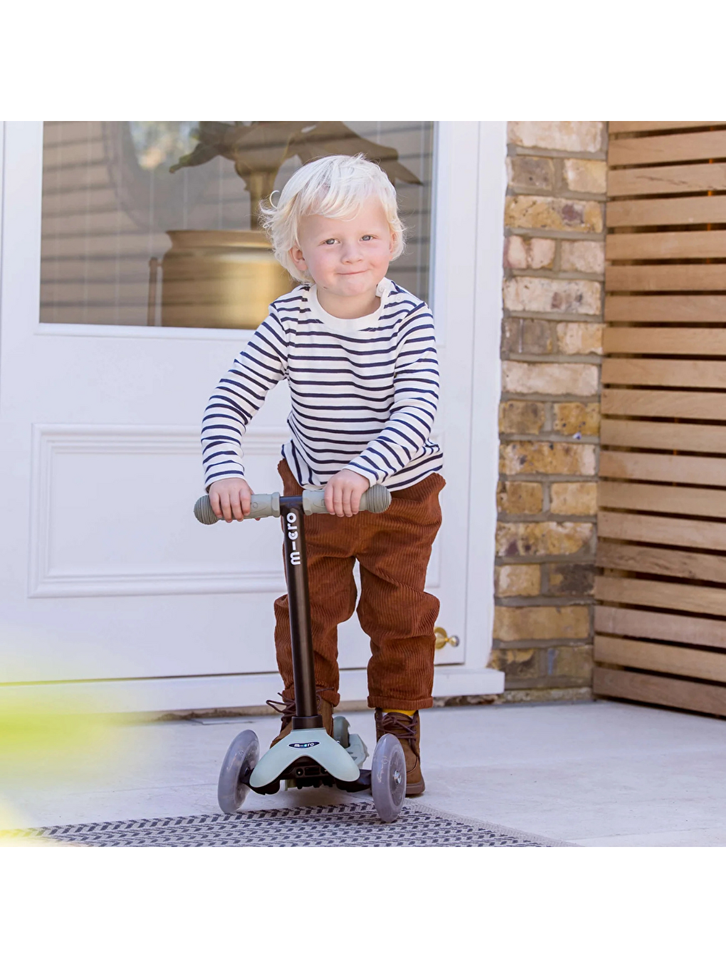 Mini 6 in 1 Deluxe Rock and Go LED Scooter Olive Sage-6