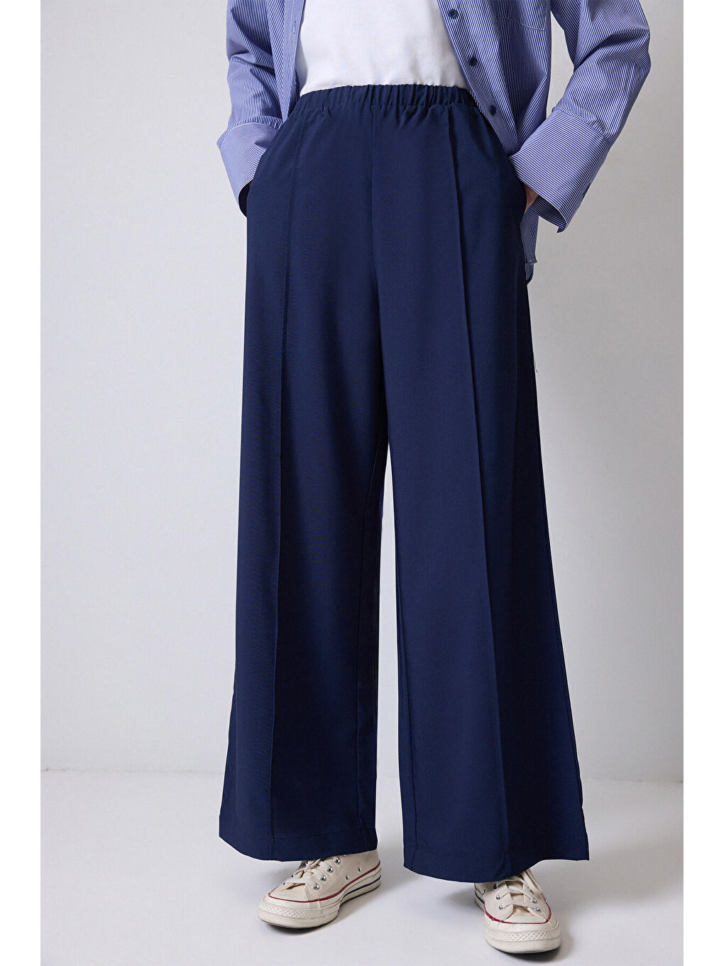 Lacivert Beli Lastikli Nervürlü Pantolon-3