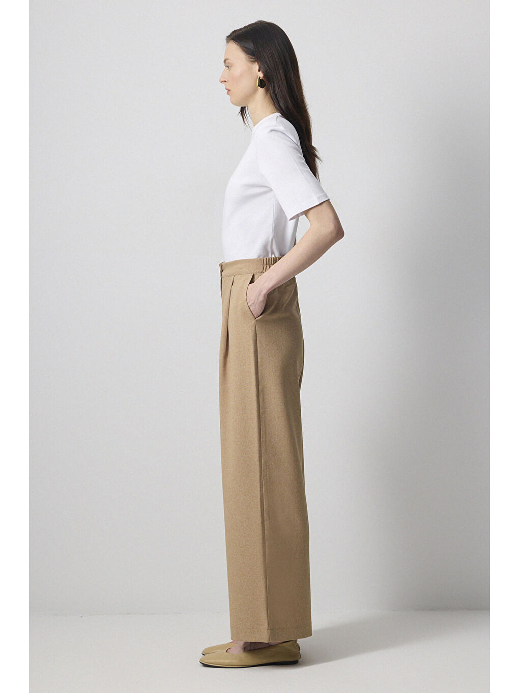 Kahverengi Beli Lastikli Pileli Pantolon-1