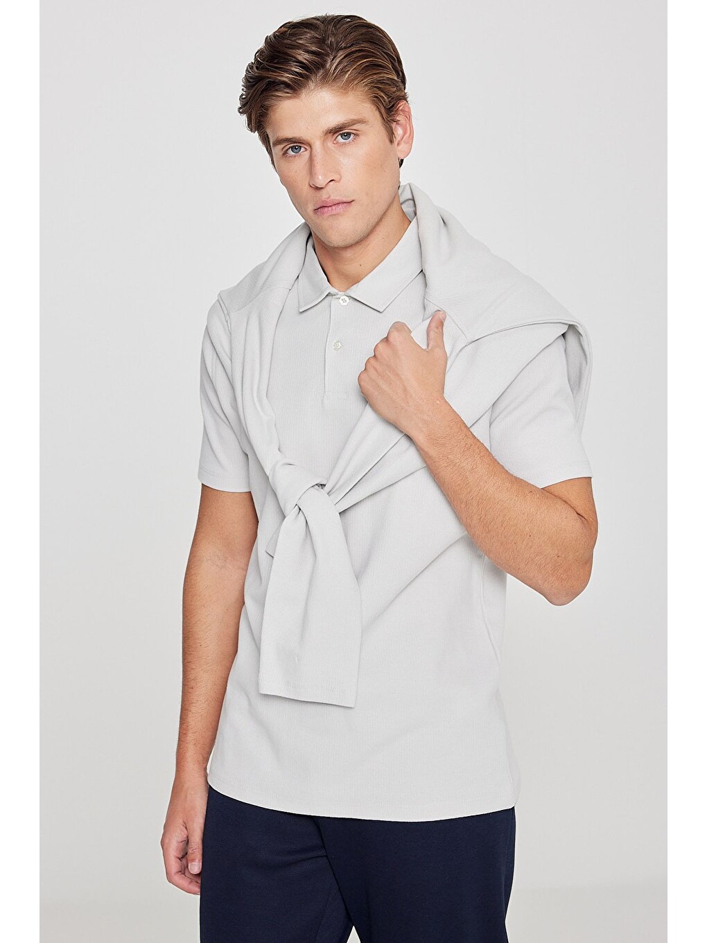 Erkek Gri %100 Pamuk Slim Fit Dar Kesim Polo Yaka Jakarlı Triko Tişört-2