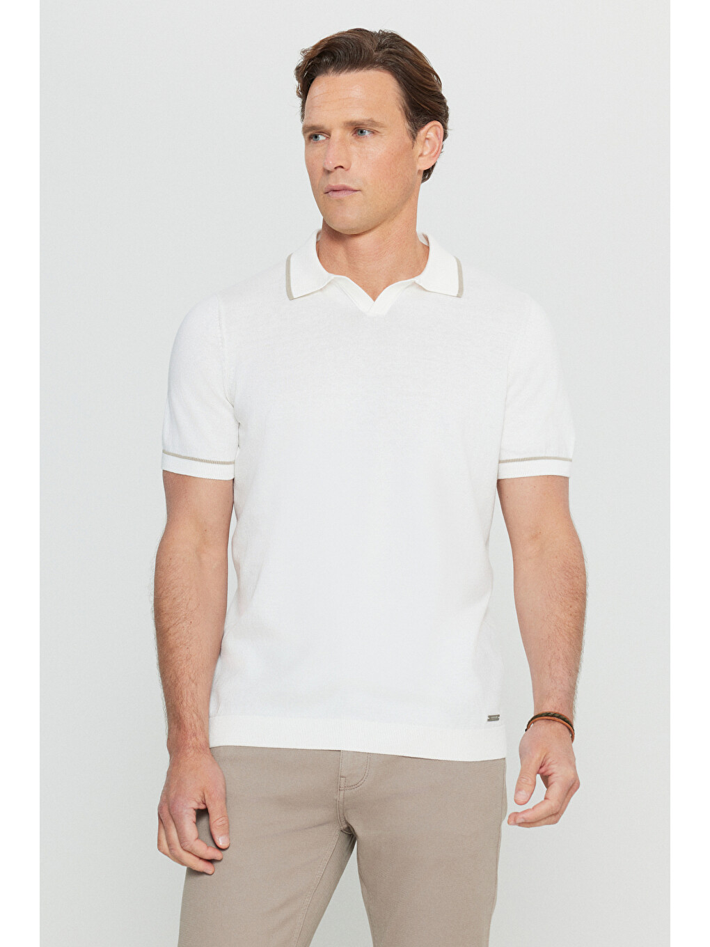 Erkek Ekru %100 Pamuk Standart Fit Normal Kesim Polo Yaka Triko Tişört