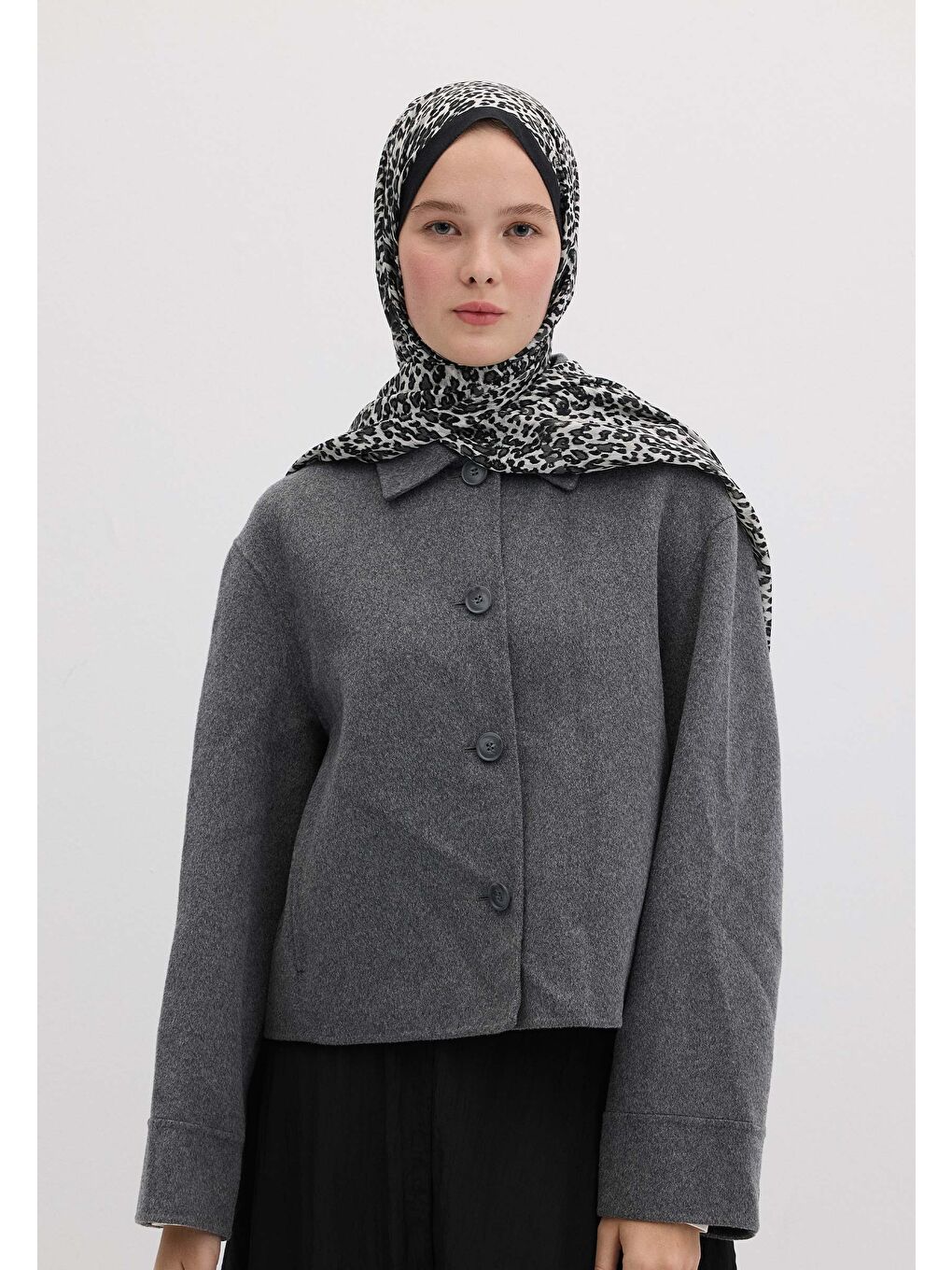 Tıny Leopar Desen Şal Siyah