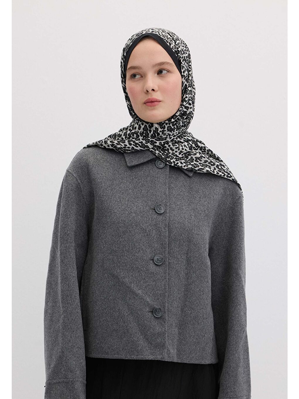 Tıny Leopar Desen Şal Siyah-3