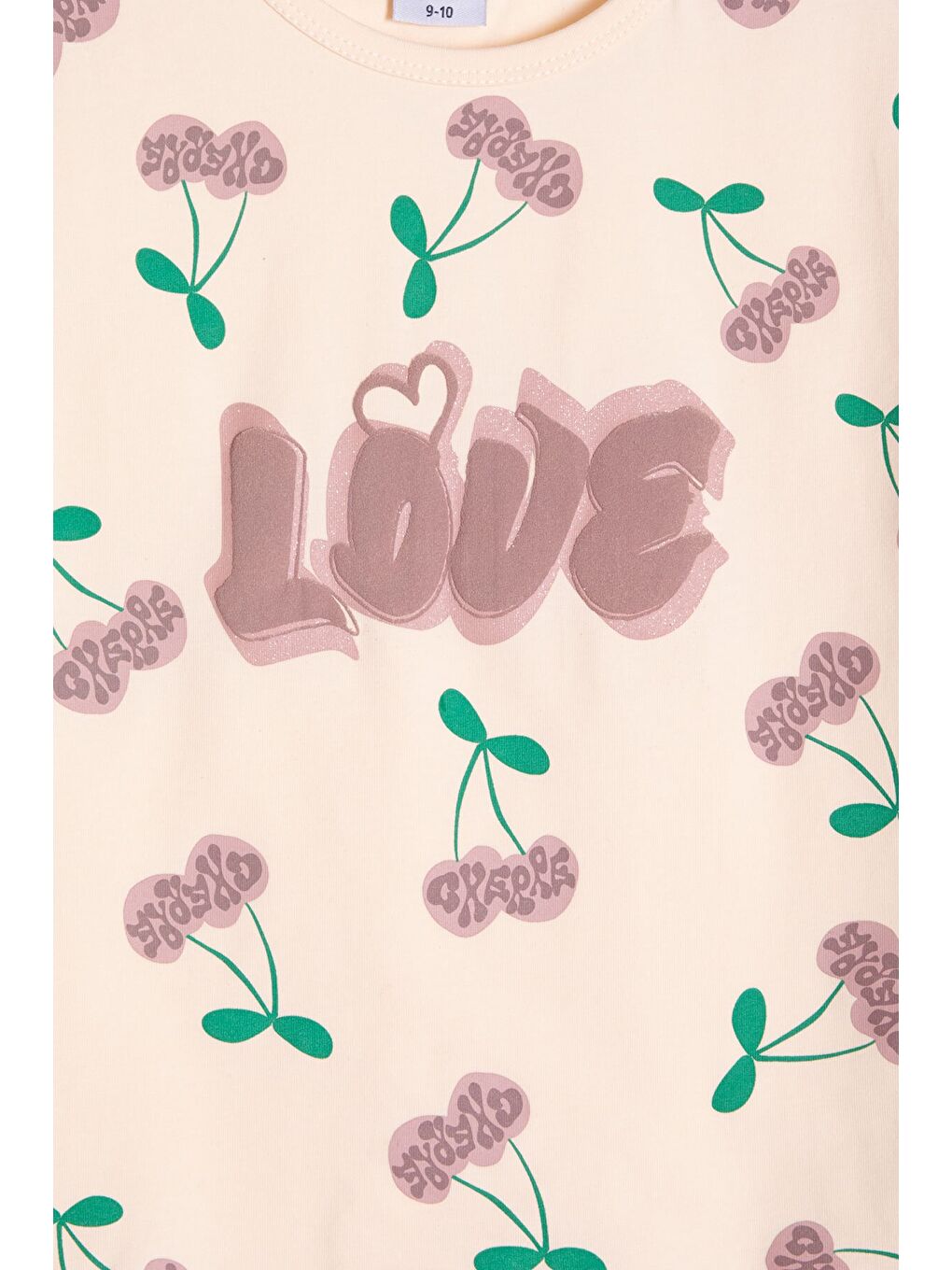 Pembe Gül Kurusu Kiraz Desenli Love Yazılı Tişörtlü Kız Çocuk Şortlu Takım 23899-3