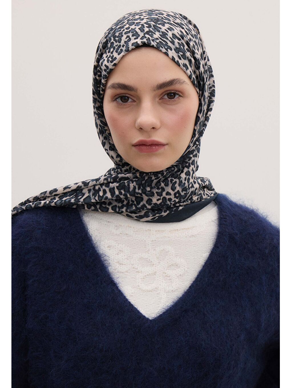 Tıny Leopar Desen Şal Mavi-1