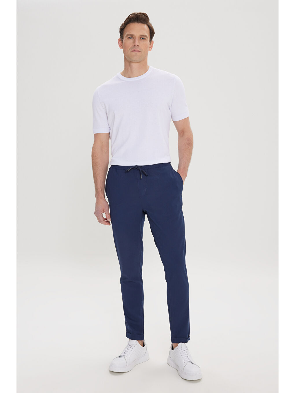 Erkek Lacivert Slim Fit Rahat Kesim Beli Bağlamalı Yan Cepli Jogger Pantolon