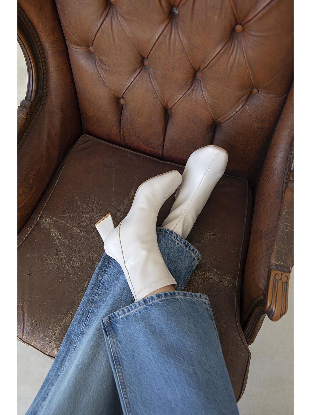 Pekin  Bayan Streç Küt Kalıp Deri Bot Bej-1