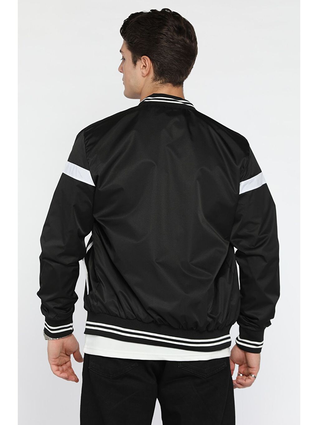 Siyah Erkek Kolej Yaka Astarlı Mevsimlik Mont-3