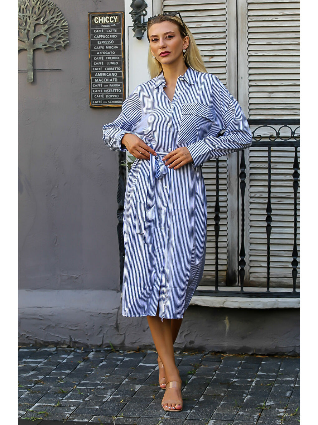 Beyaz-Mavi Gömlek Yaka Uzun Kol Çizgili Düğmeli Cepli Kuşaklı Dokuma Elbise-3