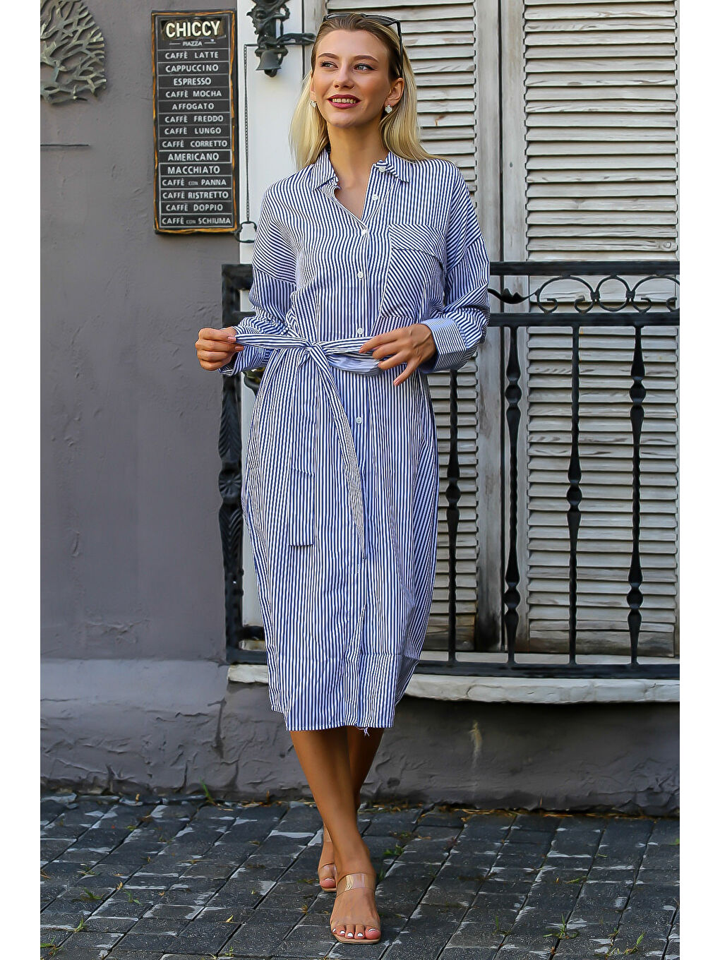 Beyaz-Mavi Gömlek Yaka Uzun Kol Çizgili Düğmeli Cepli Kuşaklı Dokuma Elbise-4